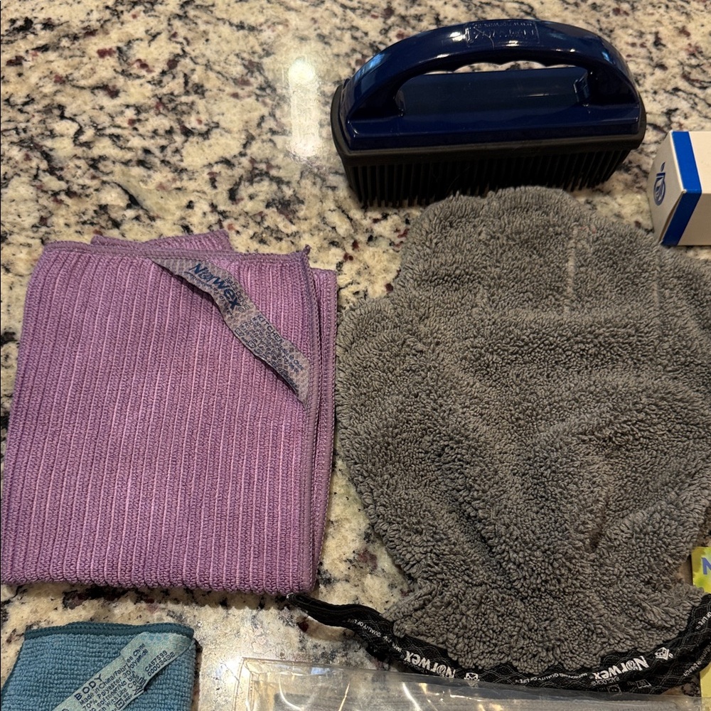 Norwex Cleaning Essentials - NEW - Picture 3 of 9